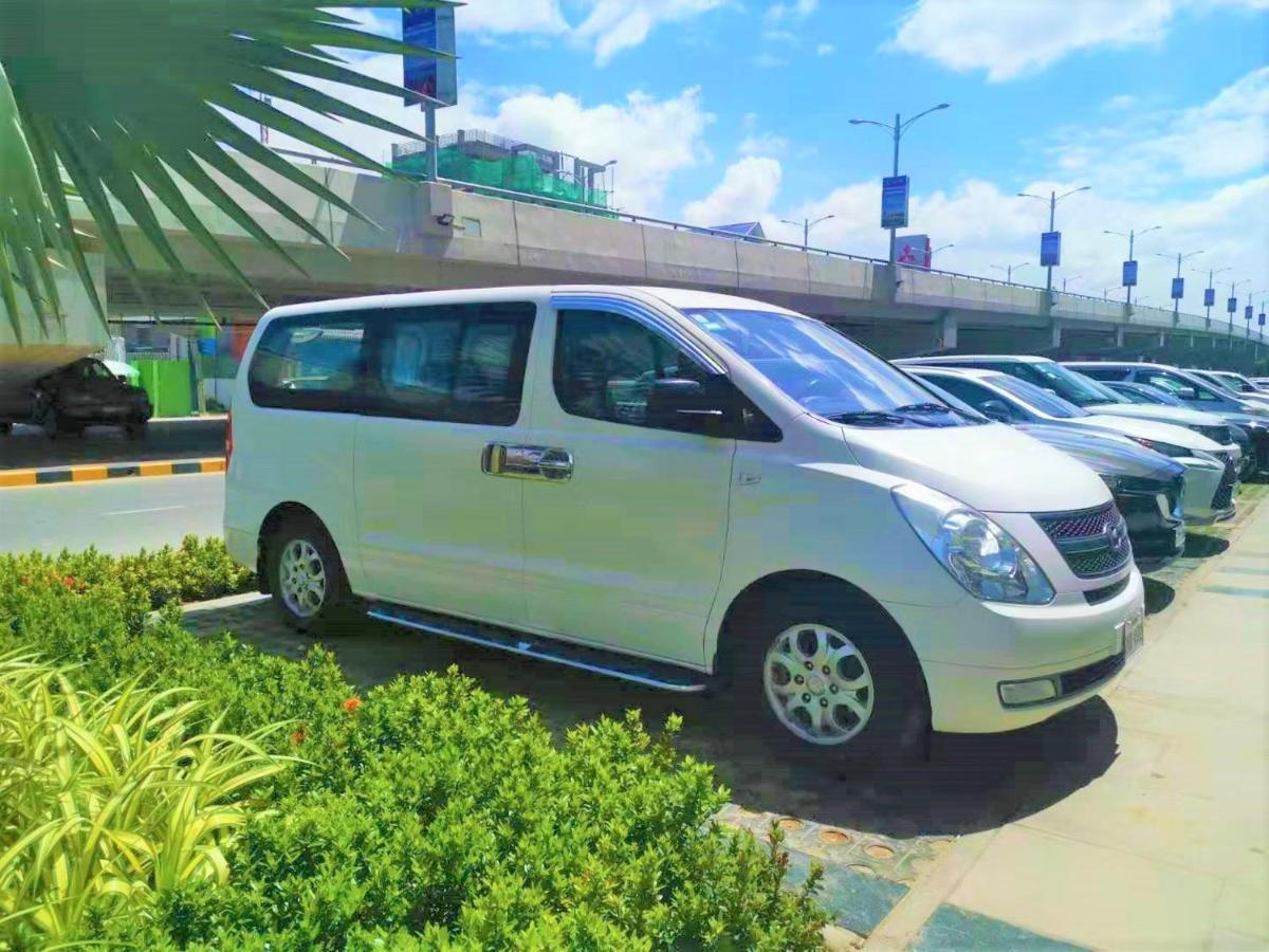 Tian Yi International Hotel 天艺国际酒店 Phnom Penh Bagian luar foto